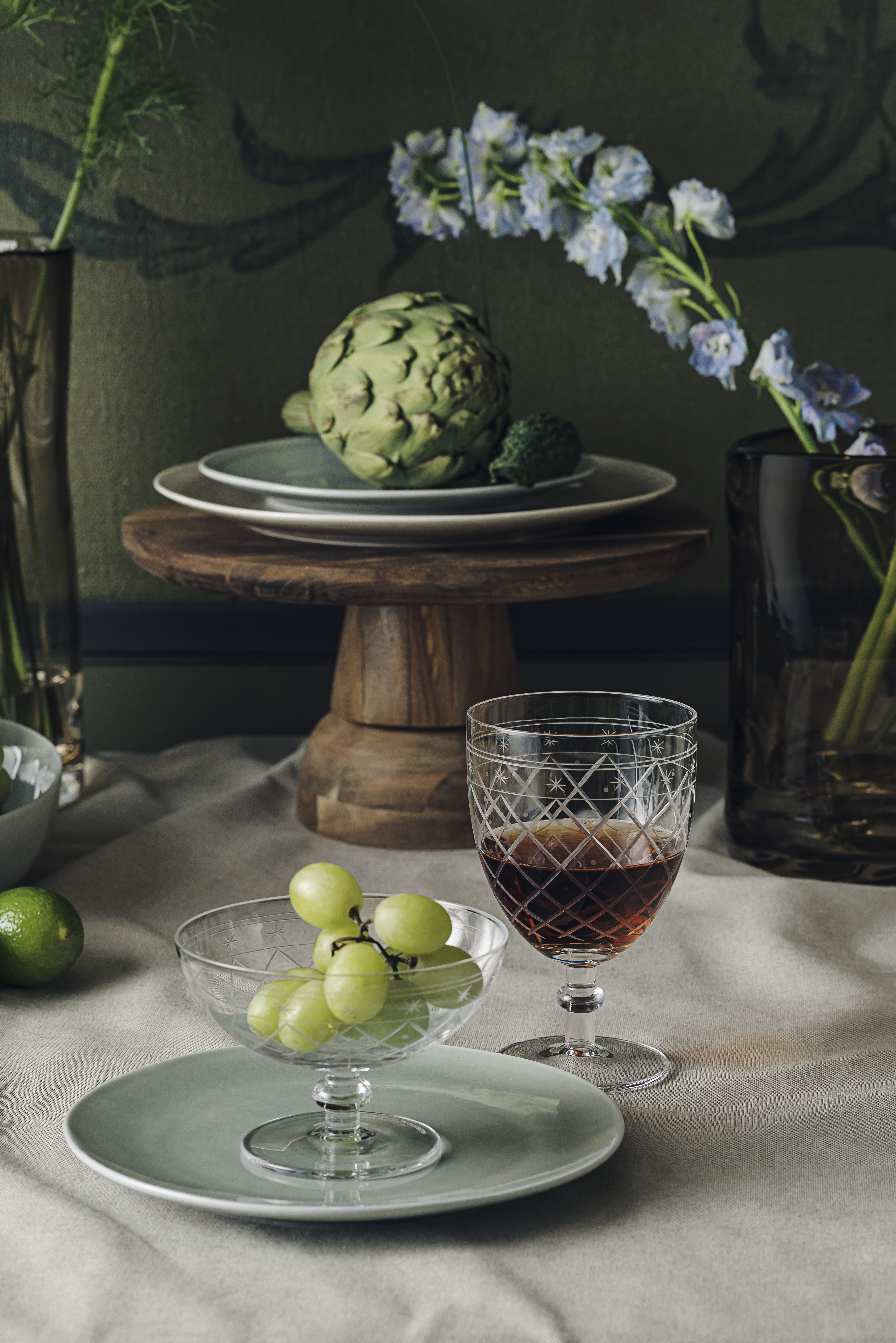 Victoria dessertskål og glass med stett fra Hadeland Glassverk.