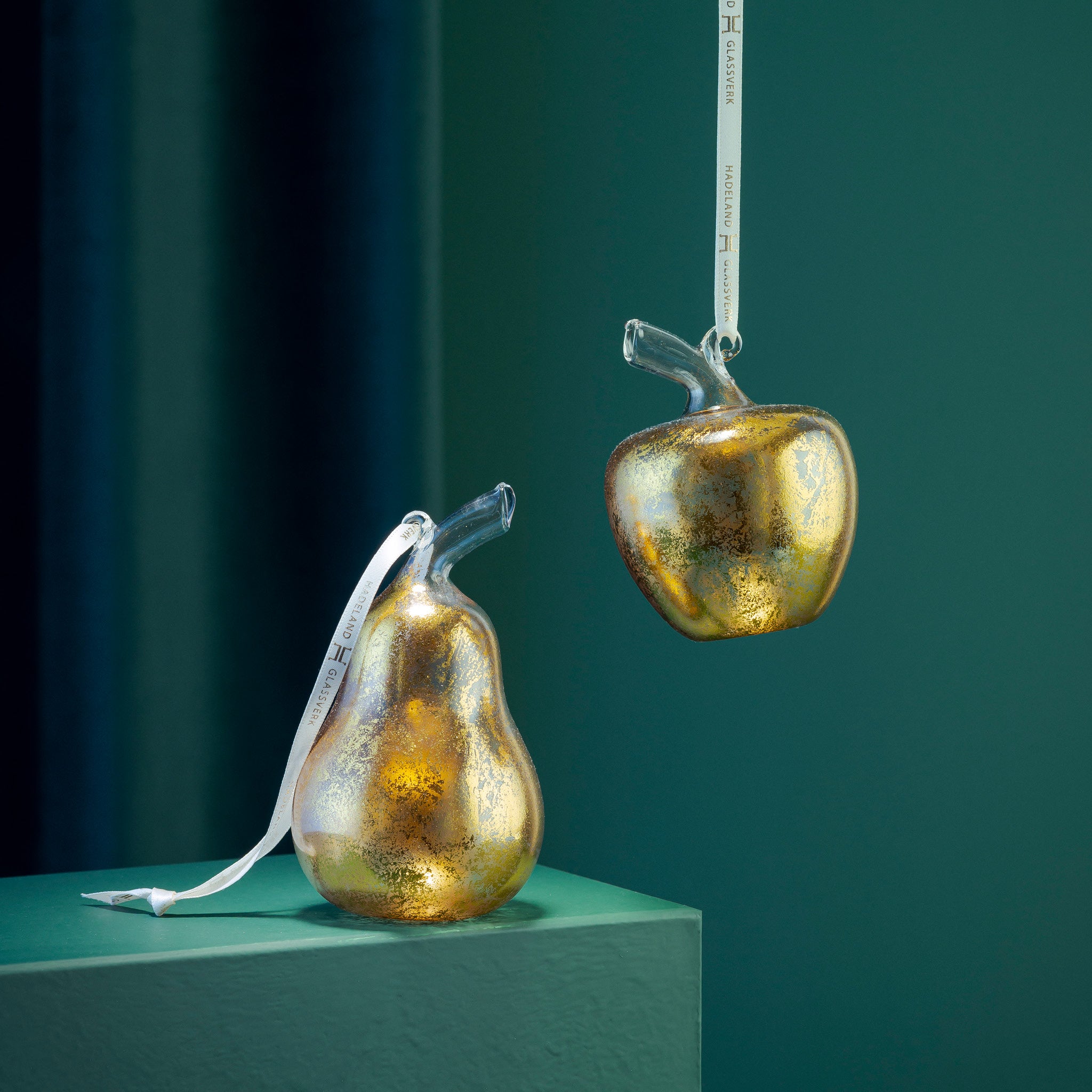 Gilded Glass Apple & Pear, 2 pcs