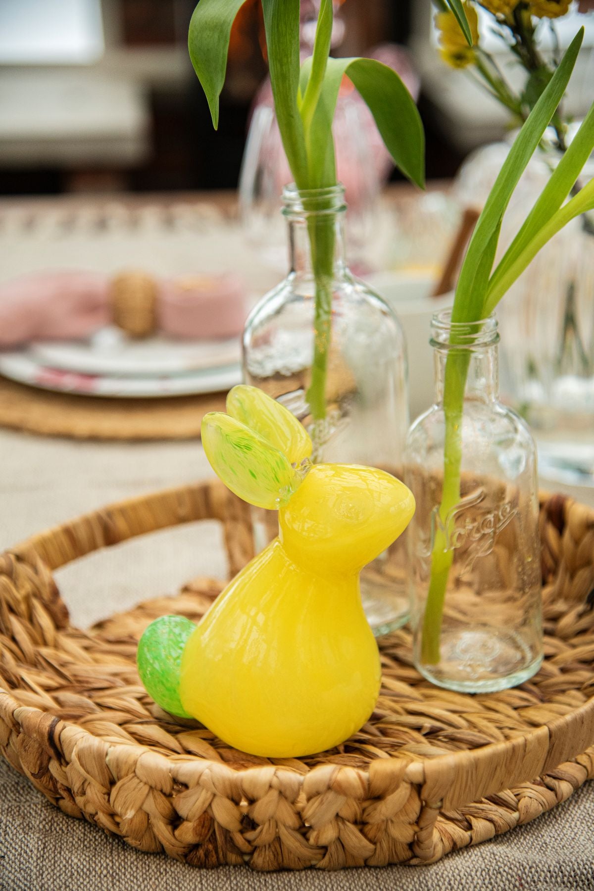 Påskepynt fra Hadeland Glassverk - Gul kanin i glass