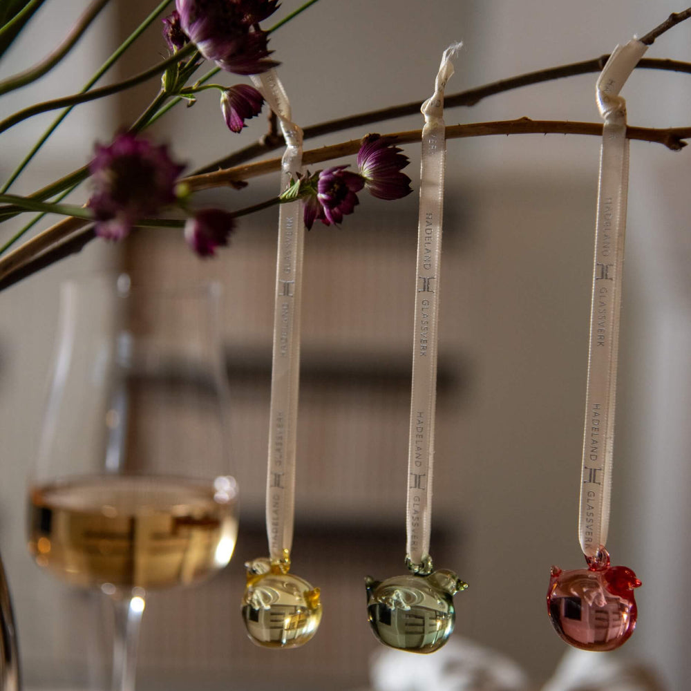 CHICKS HANGING 3 PCS