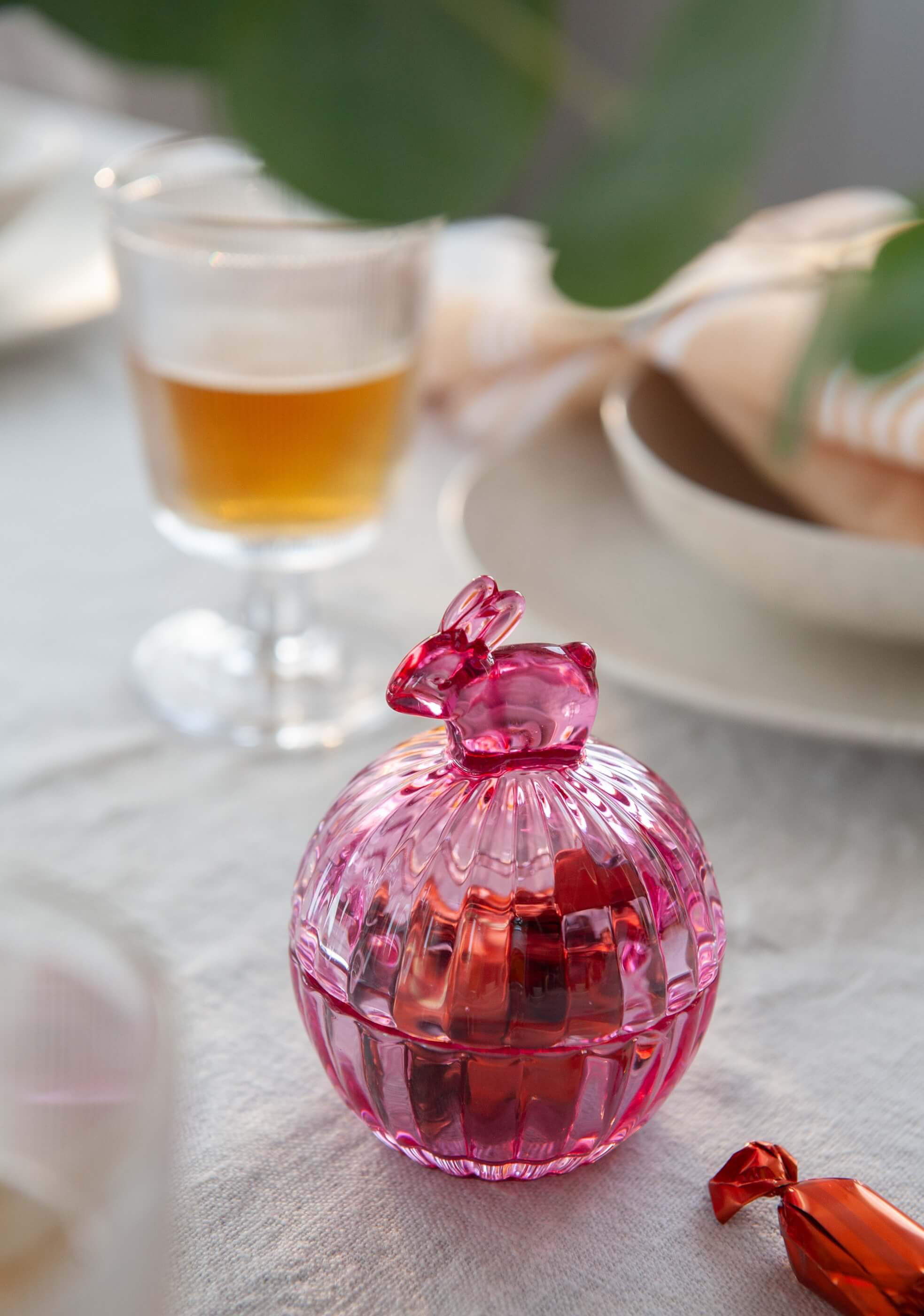 GLASS BOWL WITH BUNNY LID 12,5 CM PINK  