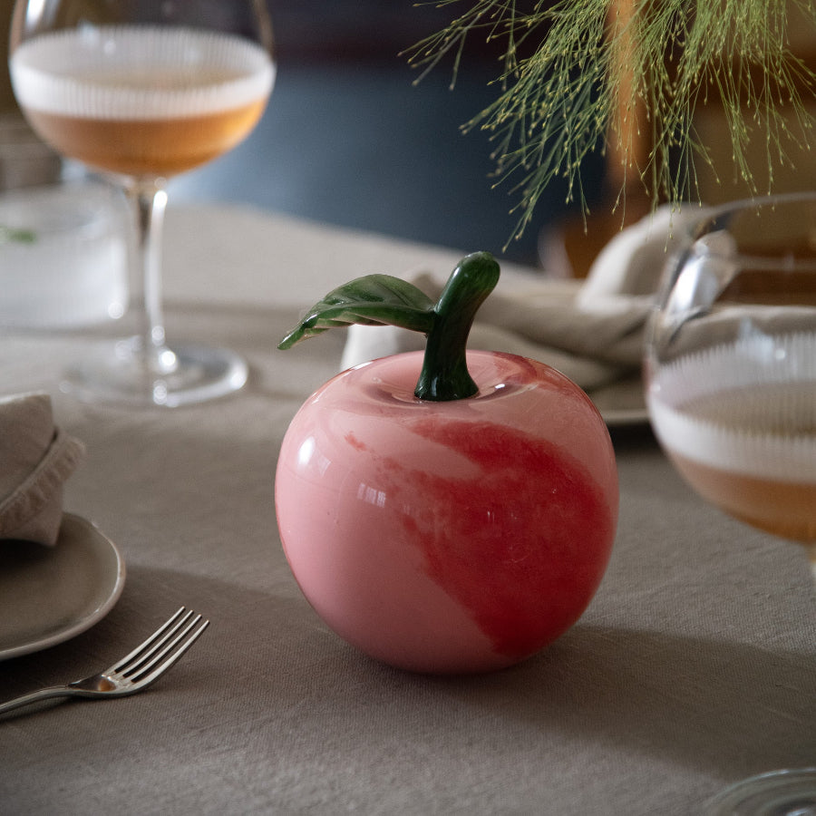 GLASS APPLE RED 15.5 CM