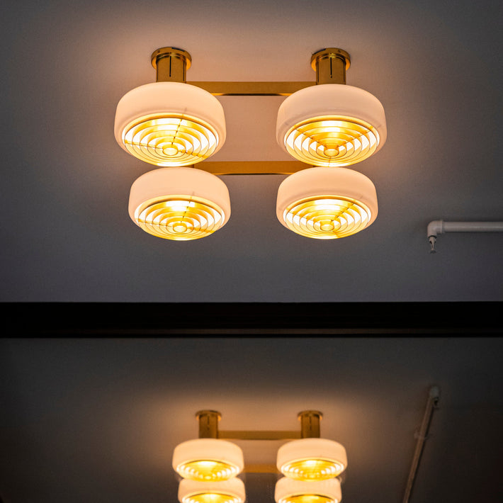 Hadeland Glassverk gjenskaper 120 lamper til Regjeringskvartalet. Ikonisk form bevares.