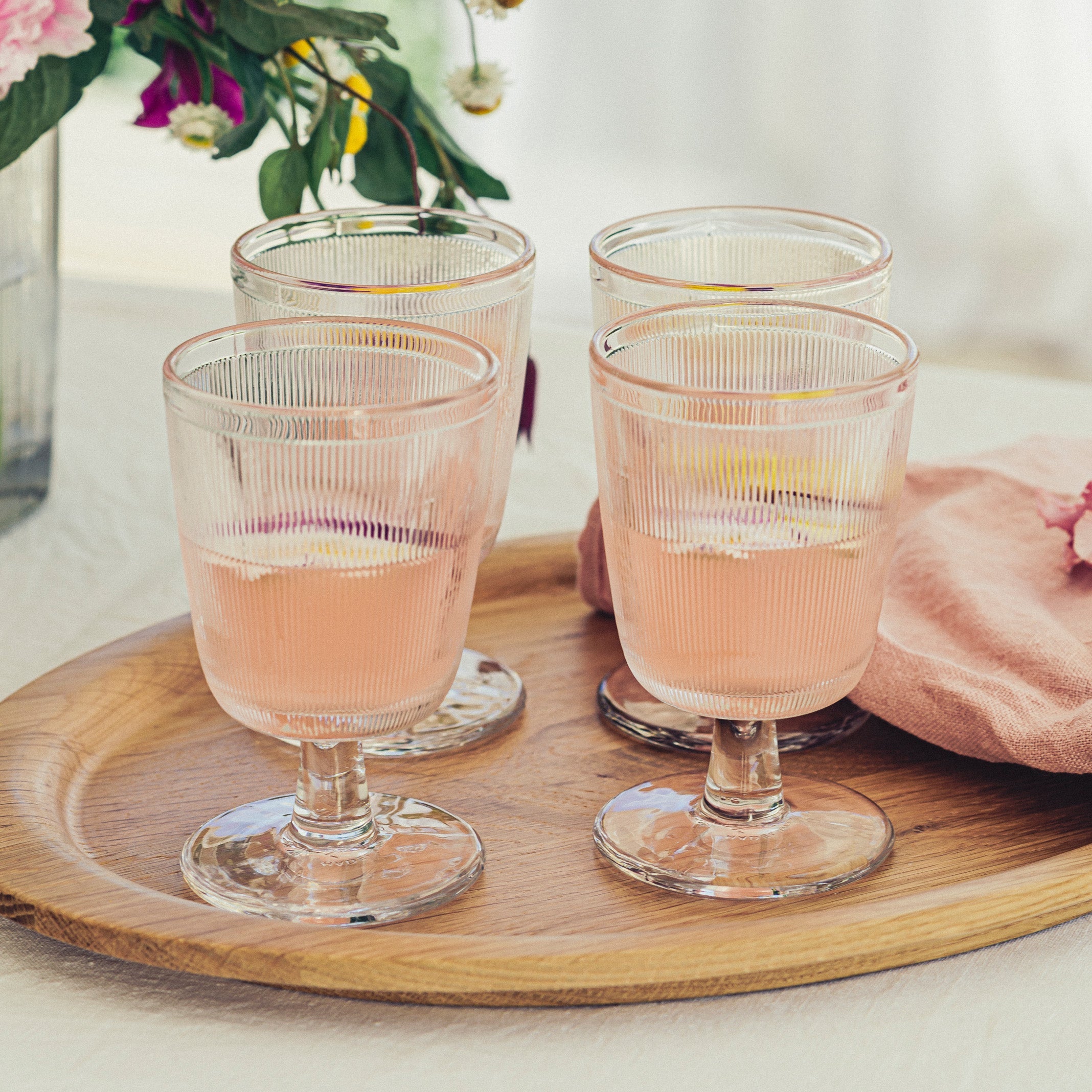 Mocktail i Siri glass med stett fra Hadeland Glassverk