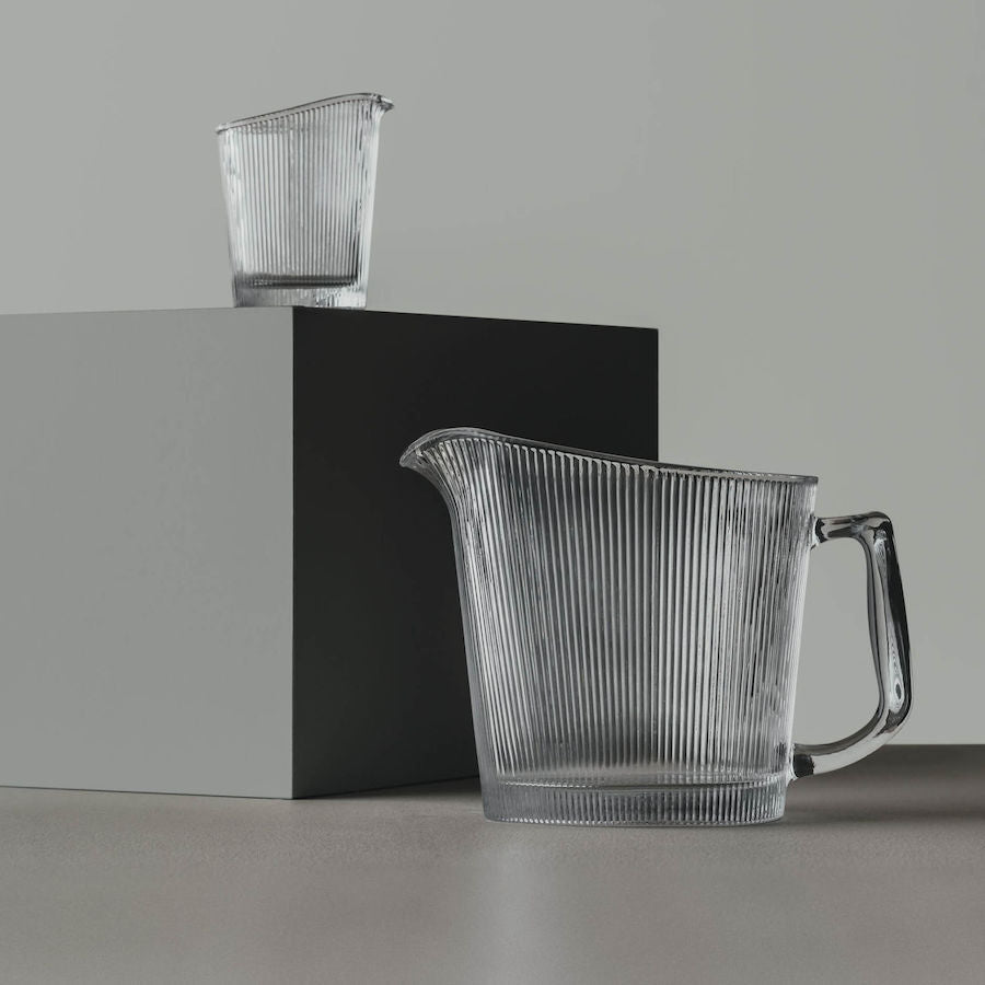 PITCHER 1 L
